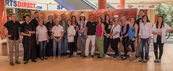 /Gruppenfoto-FITmess-in-Wels-